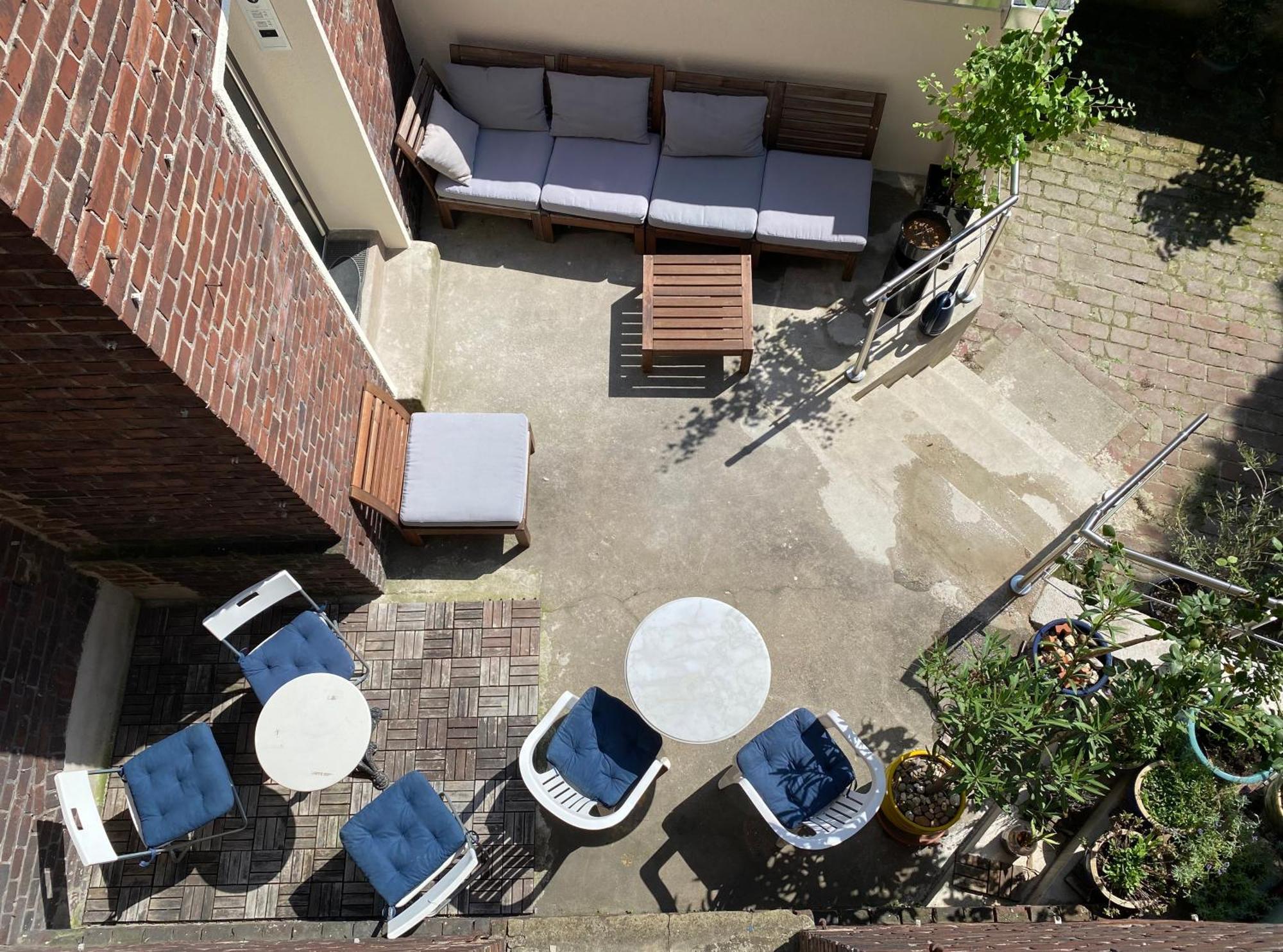 2 Rooms, Free Parking, 25 Min To Duesseldorf, 150 Mbps Wlan * Duisburg