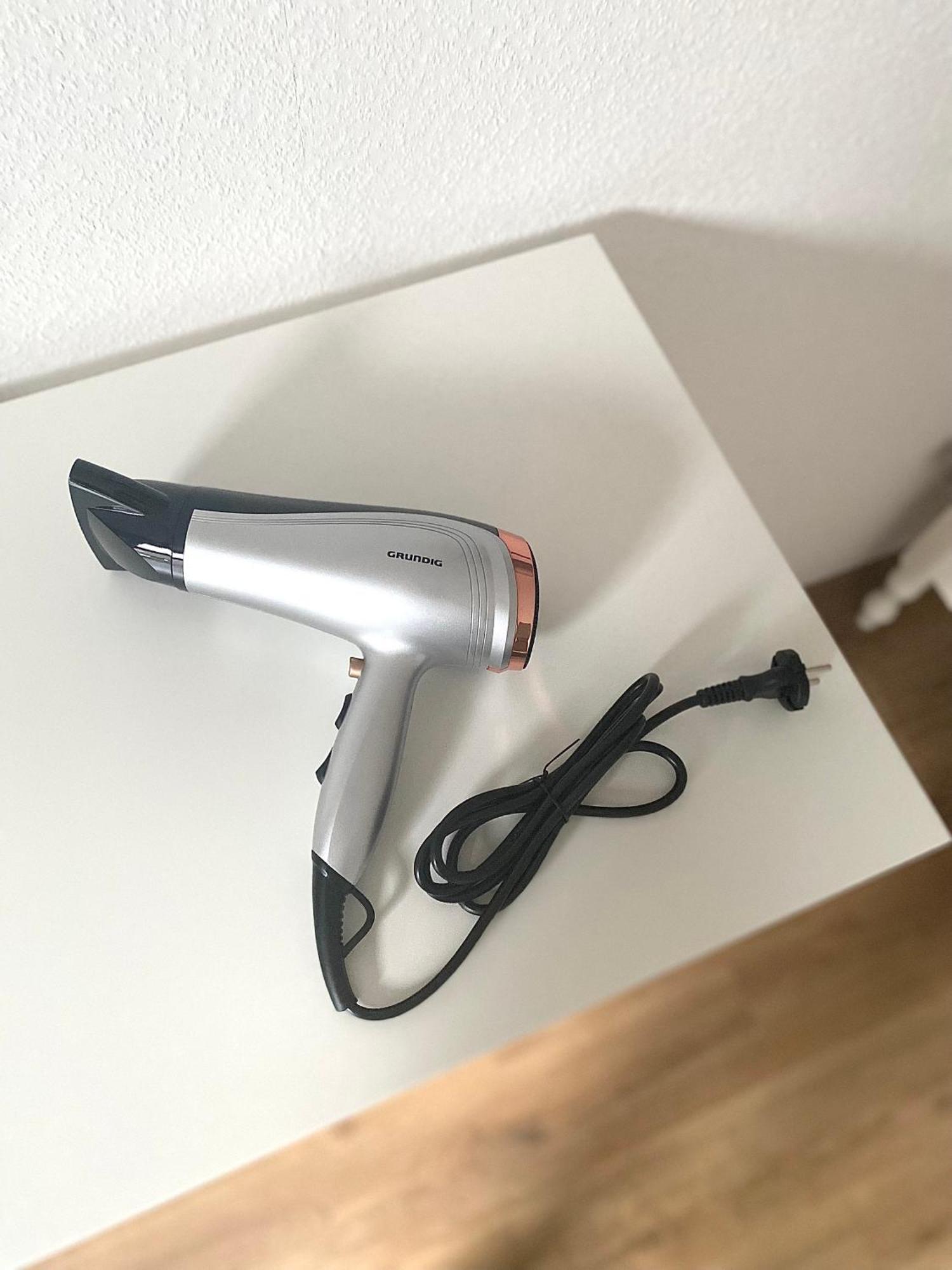 2 Rooms, Free Parking, 25 Min To Duesseldorf, 150 Mbps Wlan Apartment